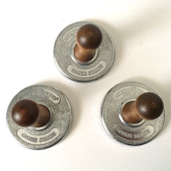 Set of 3 (Three) Nordic Ware Geo Cast Cookie Stamps Cutter Baking Press - Picture 4 of 15